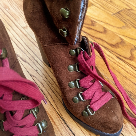 Luichiny Anna May Suede Lug Sole Lace Up Combat Stacked Heel Ankle Booties, Sz 7 - Picture 10 of 16